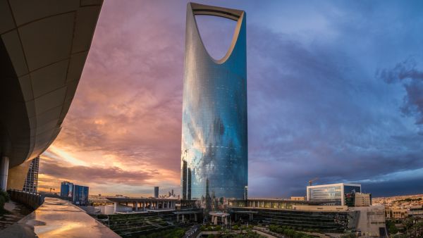 Four Seasons Four Seasons earns 9 Forbes awards