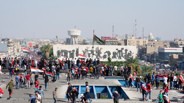 انخفضت قيمة الدينار العراقي بالتزامن مع معاقبة الاحتياطي الفيدرالي الأمريكي لأربعة مصارف عراقية