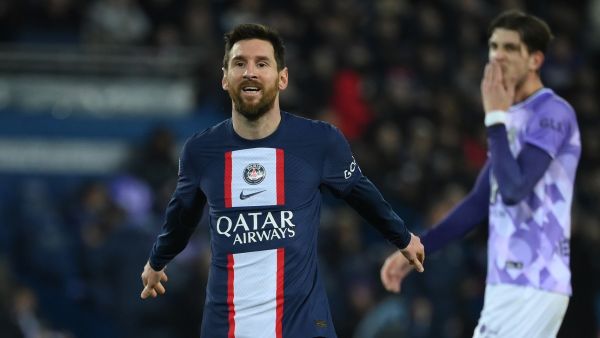 Paris Saint-Germain's Argentine forward Lionel Messi reacts after missing a goal opportunity during the French L1 football match between Paris Saint-Germain (PSG) and Toulouse FC at the Parc des Princes stadium in Paris on February 4, 2023. (Photo by FRANCK FIFE / AFP)