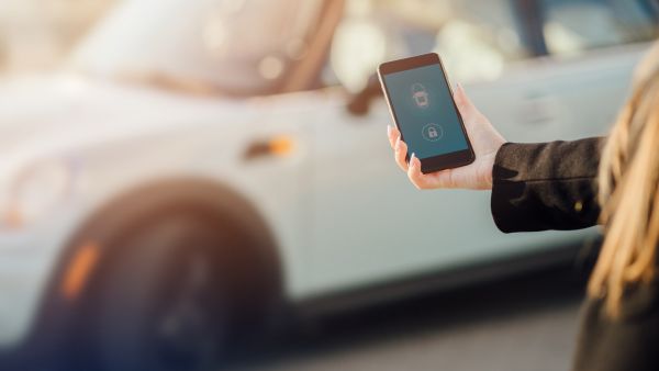 تطبيقات ومواقع بيع وشراء السيارات المستعملة