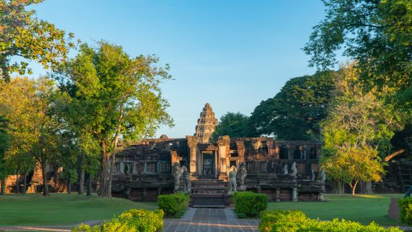 Angkorian crown 
