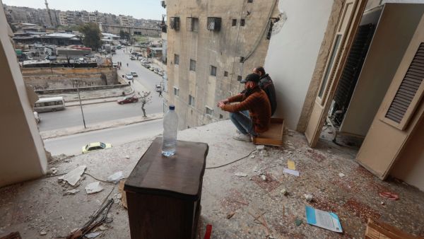  568 شخصا أصيبوا بالكوليرا جراء دمار البنية التحتية وخطوط المياه والصرف الصحي