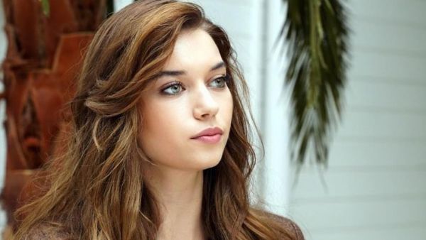 عفراء ساراتش عفراء ساراتش