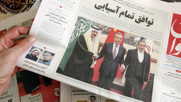 صحيفة إيرانية تتحدث عن إعادة العلاقات بين إيران والسعودية بوساطة الصين
