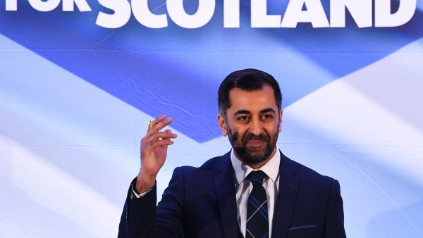 Scottish Parliament elects Humza Yousaf as PM