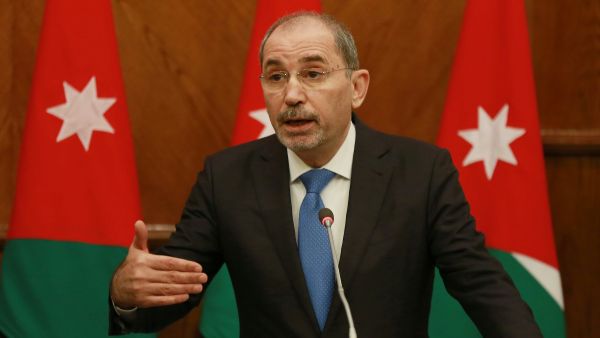 وزير الخارجية الأردني أيمن الصفدي خلال مؤتمر صحفي