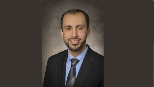 Dr. Adam Tenforde of Harvard Medical School and Spaulding Rehabilitation Hospital in Boston spoke at WCM-Q Grand Rounds about shockwave therapy to treat musculoskeletal injuries. Two experts speak at WCM-Q Grand Rounds