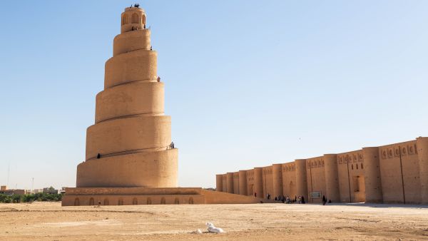 مئذنة الملوية والجامع الكبير في سامراء بالعراق