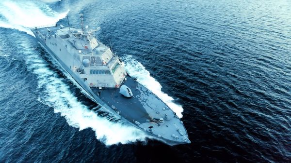 US, British navies seize Iranian boat carrying missiles