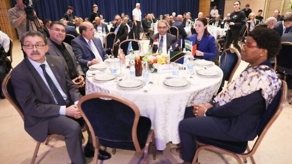 من افطار الخارجية الاسرائيلية