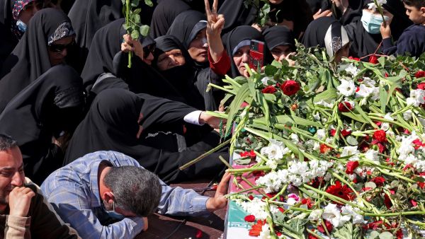 اعلنت ايران الاسبوع الماضي عن مصرع اثنين من المستشارين الكبار العاملين في فيلق القدس