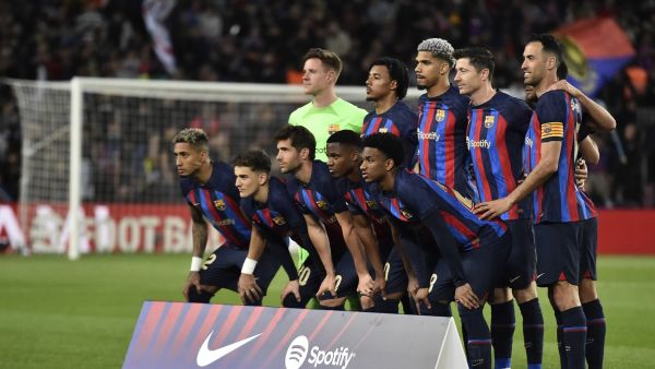 Players of team Barcelona pose before the Spanish league football match between FC Barcelona and Girona FC at the Camp Nou stadium in Barcelona on April 10, 2023. (Photo by Pau BARRENA / AFP)