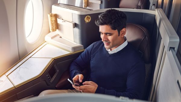 Etihad launches new WI-Fly with free chat packages and unlimited data