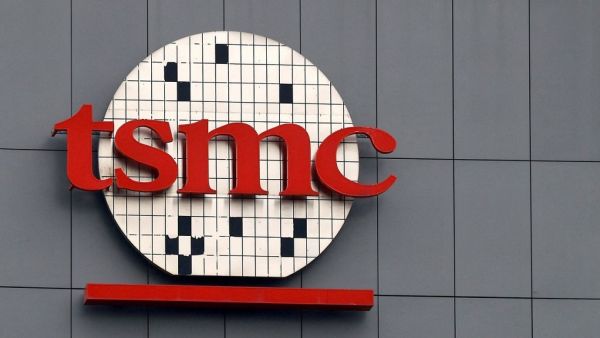 TSMC's Revenue Drops 15% in March, First Decline in Four Years