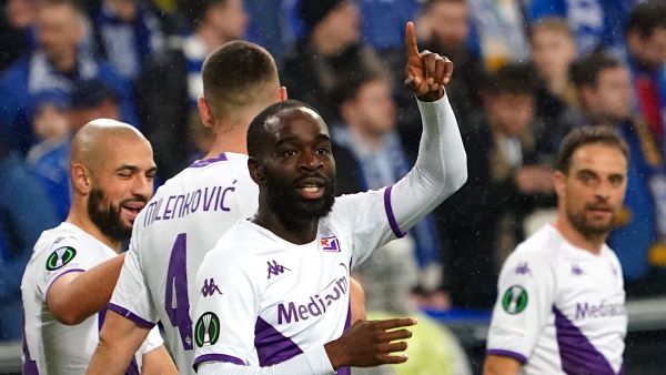 Fiorentina's French forward Jonathan Ikone celebrates scoring during the UEFA Europa Conference quarter final football match between Lech Poznan and ACF Fiorentina at the Poznan Stadium in Poznan, Poland, on April 13, 2023. (Photo by JANEK SKARZYNSKI / AFP)