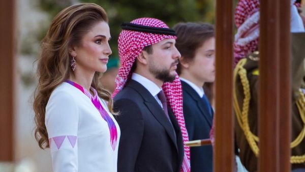 كلمات تهنئة للملكة رانيا العبدالله بمناسبة حفل زفاف ابنها ولي العهد