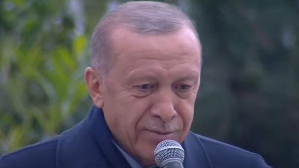 اوغلو يقر بالهزيمة واردوغان يعتبر الشعب التركي هو الفائز بالانتخابات