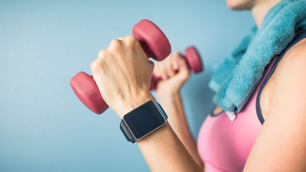 A Guide to Choosing the Right Fitness Tracker Wearable Device