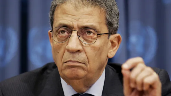 عمرو موسى 