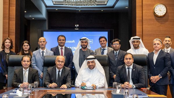 Emirates NBD drives innovation and sustainability initiatives in collaboration with Microsoft