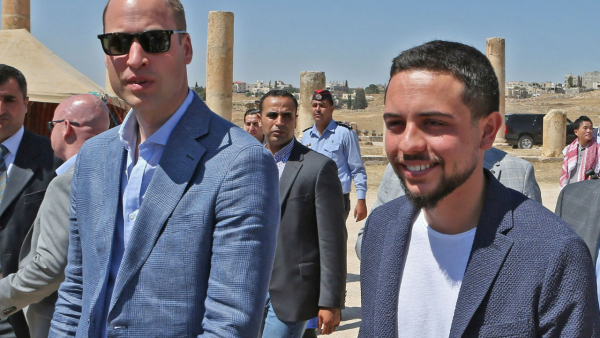 الأمير الحسين برفقة الأمير وليام