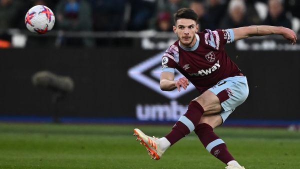 West Ham United's English midfielder Declan Rice shoots the ball during the English Premier League football match between West Ham United and Liverpool at the London Stadium, in London on April 26, 2023. (Photo by Ben Stansall / AFP)