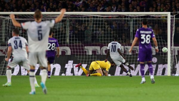 FC Basel players celebrate scoring an equalizer during the UEFA Conference League semi-final first leg football match between Fiorentina and Basel on May 11, 2023 at the Artemio-Franchi stadium in Florence. (Photo by Massimo Benvenuti / AFP)