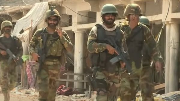عناصر من الجيش الباكستاني خلال عملية عسكرية في شمال وزيرستان