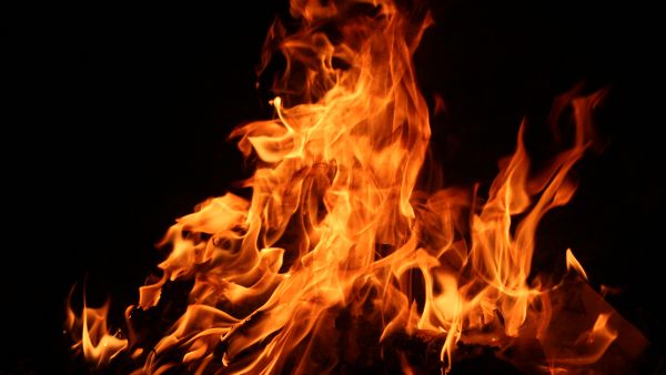 Iraqi woman burns alive pregnant daughter-in-law