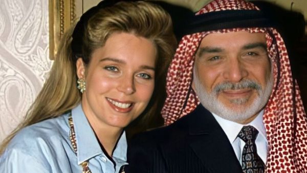 الملك الحسين مع زوجته الملكة نور
