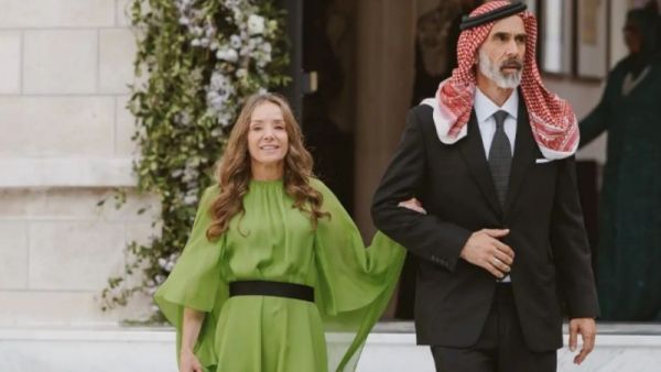 الأمير غازي بن محمد مع زوجته الأميرة مريم