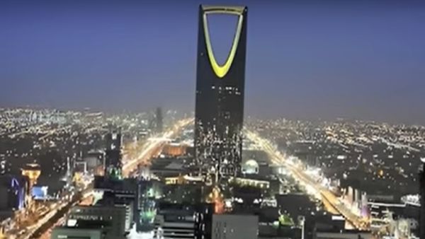 اعدام ثلاثة سعوديين بتهم الارهاب والاغتصاب و"فعل الفاحشة"