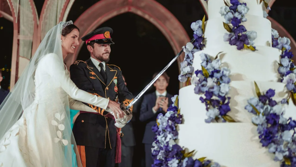 كيكة زفاف الأمير الحسين والأميرة رجوة