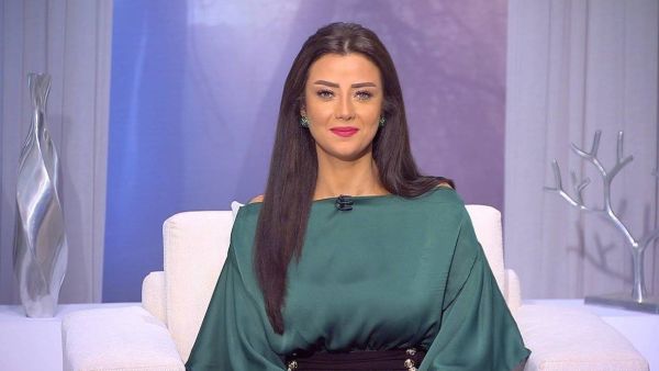 إسم رضوى الشربيني يتصدر الترند وهذه هي أجمل إطلالاتها وموديلات المجوهرات التي تعتمدها