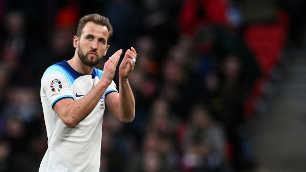 England's striker Harry Kane leaves the pitch after being substituted off during the UEFA Euro 2024 group C qualification football match between England and Ukraine at Wembley Stadium in London on March 26, 2023. (Photo by JUSTIN TALLIS / AFP)
