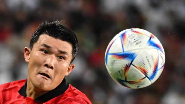 South Korea's defender #04 Kim Min-jae plays the ball during the Qatar 2022 World Cup Group H football match between South Korea and Ghana at the Education City Stadium in Al-Rayyan, west of Doha, on November 28, 2022. (Photo by JUNG Yeon-je / AFP)