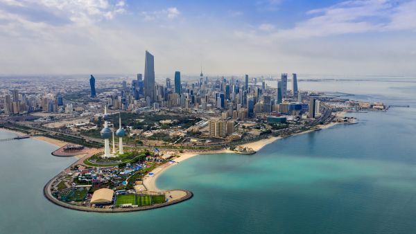 منظر بانورامي جوي لمدينة الكويت