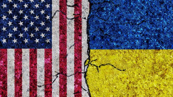 US and Ukraine flag