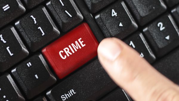 Instagram promote child molestation - Report