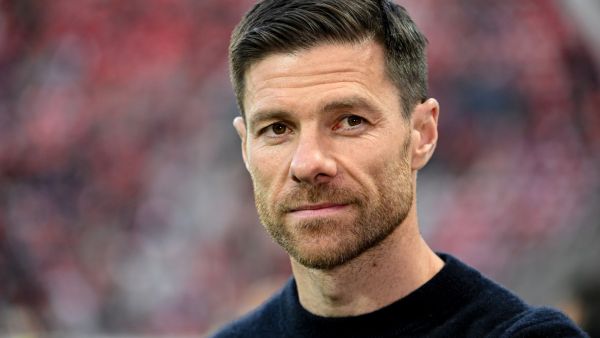 Bayer Leverkusen's Spanish coach Xabi Alonso looks on ahead the UEFA Europa League Group semi final second leg football match between Bayer Leverkusen and AS Roma in Leverkusen, on May 18, 2023. (Photo by INA FASSBENDER / AFP)
