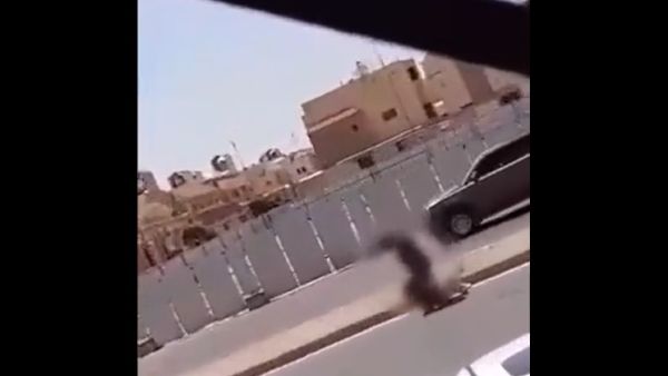 فيديو يوثق ضرب امراة حتى الموت في شارع عام بالرياض