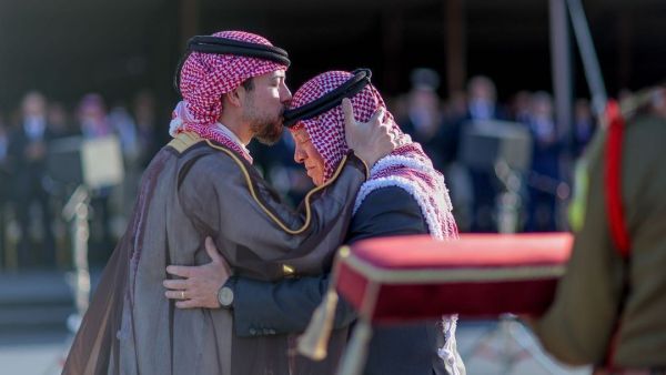 الملك عبدالله الثاني والحسين بن عبدالله 