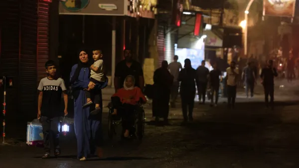 اسرائيل ترغم الاف الفلسطينيين على مغادرة منازلهم في مخيم جنين