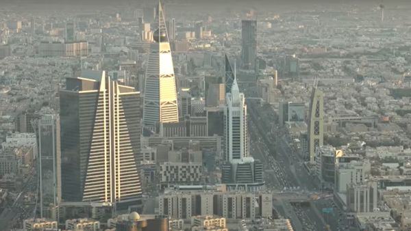 السعودية تعدم مصريا وخمسة مواطنين مدانين بالارهاب