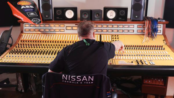Nissan Collaborate With Dj And Producer Eats Everything To Create New Formula E Music Track ‘Feeel’