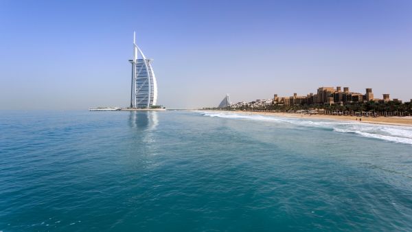 أشهر الحدائق المائية في دبي  أشهر الحدائق المائية في دبي