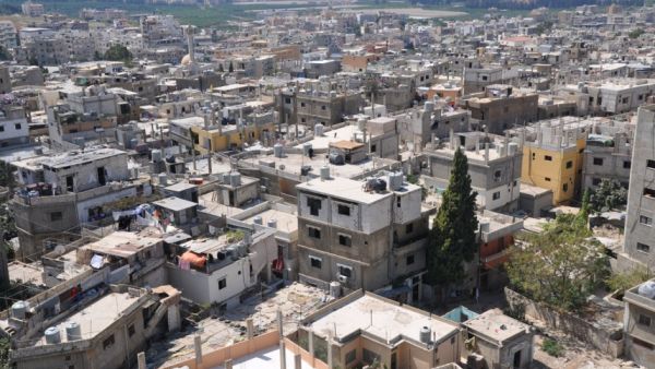 مخيم عين الحلوة هو واحد من أكبر المخيمات الفلسطينية في لبنان