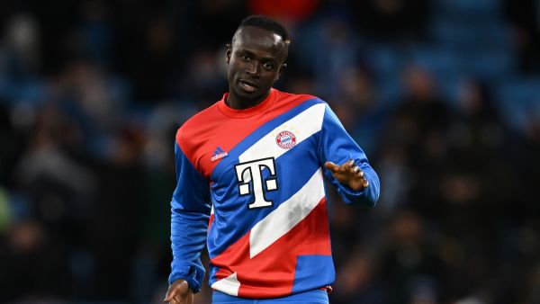Bayern Munich's Senegalese striker Sadio Mane warms up ahead of the UEFA Champions League quarter final, first leg football match between Manchester City and Bayern Munich at the Etihad Stadium in Manchester, north-west England, on April 11, 2023. (Photo by Paul ELLIS / AFP)