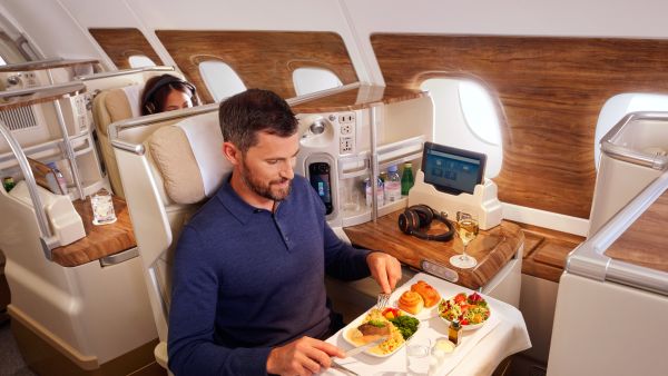  Emirates introduces onboard Meal Preordering Service