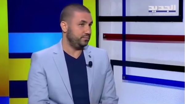 حركة فتح هي البقعة الوحيدة المضيئة في هذا الشرق المظلم . و الوحيدة صاحبة بندقية وقرار وطني مستقل والتي لا تقاتل بأمر من إيران